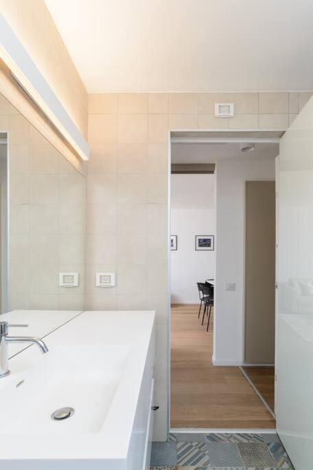 Luxury 2br In New Building By Nahalat Binyamin Apartamento