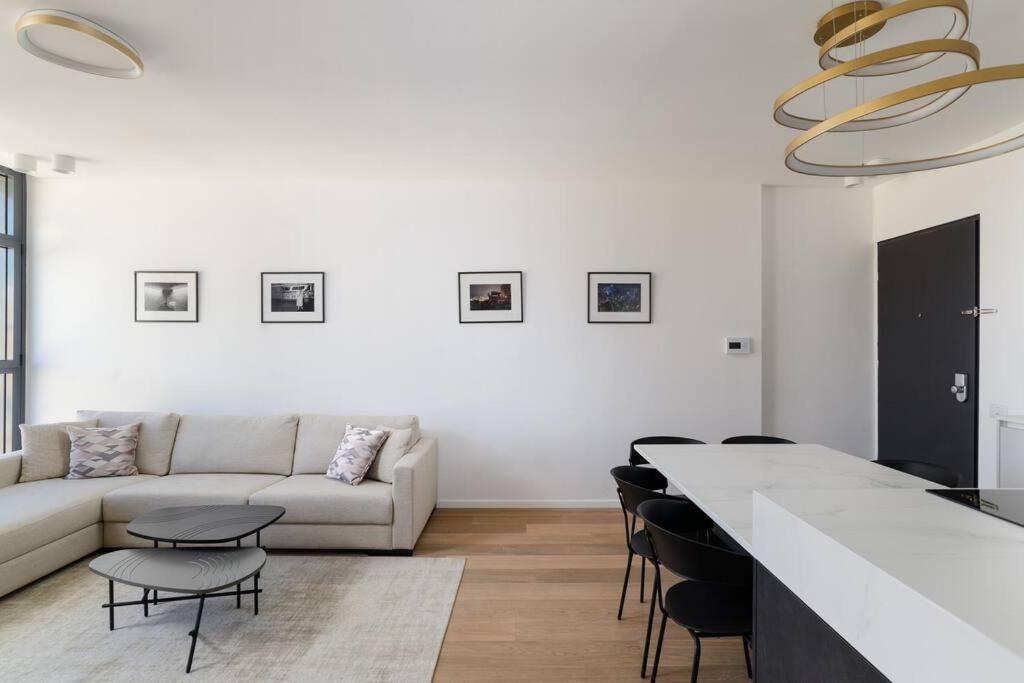 Luxury 2br In New Building By Nahalat Binyamin * Tel Aviv